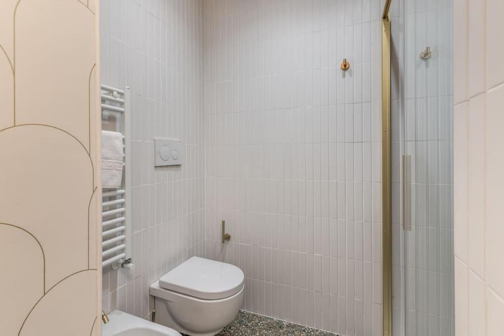 Appartement 3 Bedroom Via Genova Monti Area